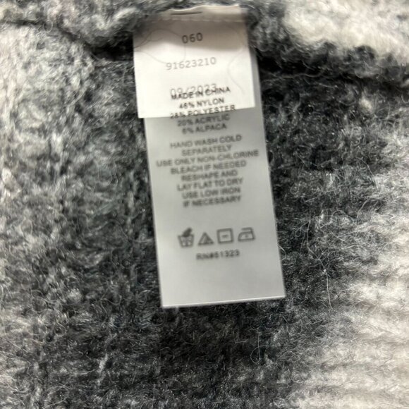 Vince Camuto Womens Ombré Rich Black Striped Sweater Size M - Picture 6 of 6